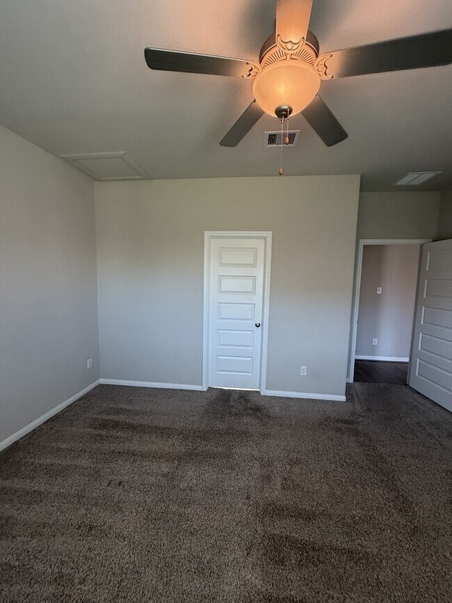 Building Photo - 6634 Bridge Mountain Trl