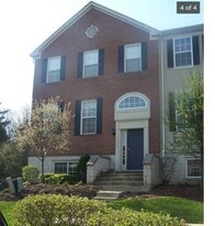 Building Photo - 135 Patrick Ave