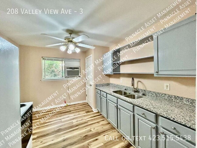 Building Photo - 208 Valley View Ave