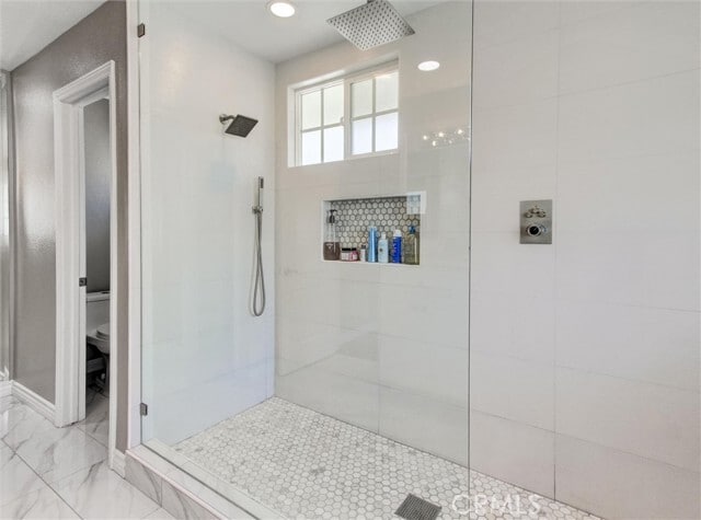 Building Photo - 6241 Mar Vista Dr