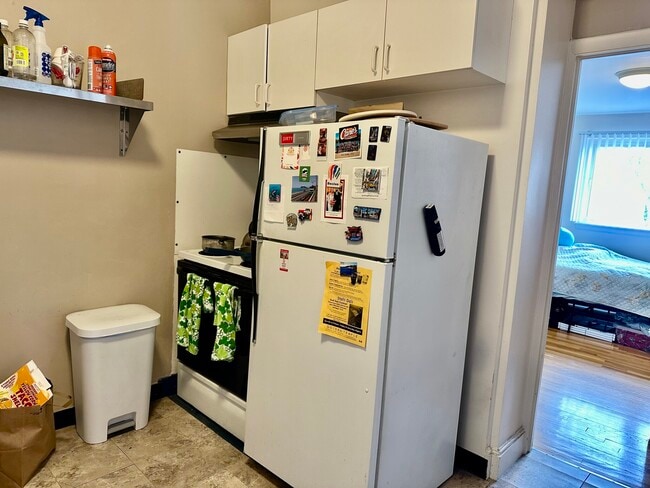 Building Photo - 199 Winthrop Rd