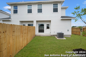 Building Photo - 8627 Valentina Wy