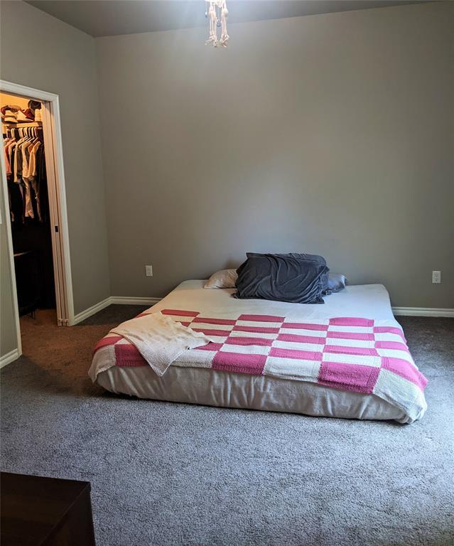 Building Photo - 3400 Lyric St