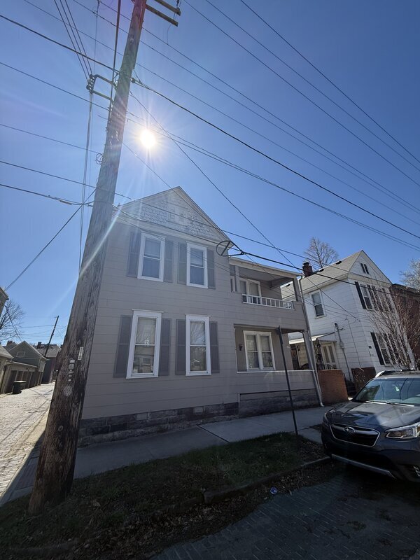 Building Photo - 187-189 E Whittier St