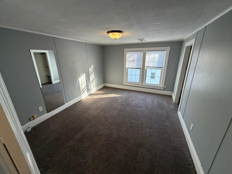 Building Photo - 718 Yuba St