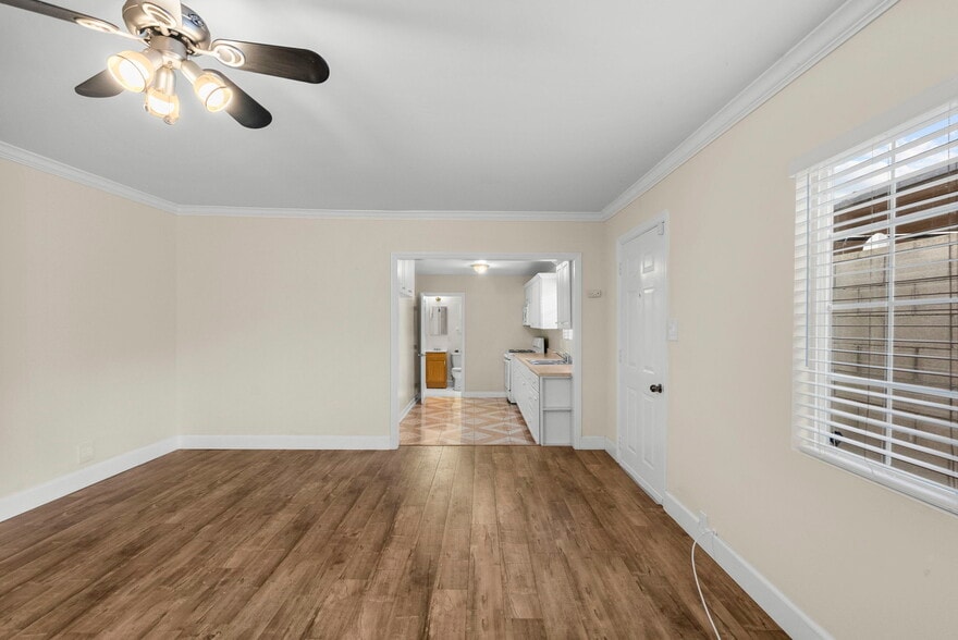 Building Photo - 18621 Bryant St