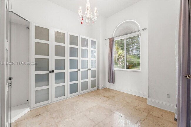 Building Photo - 2665 NW 100th Ave