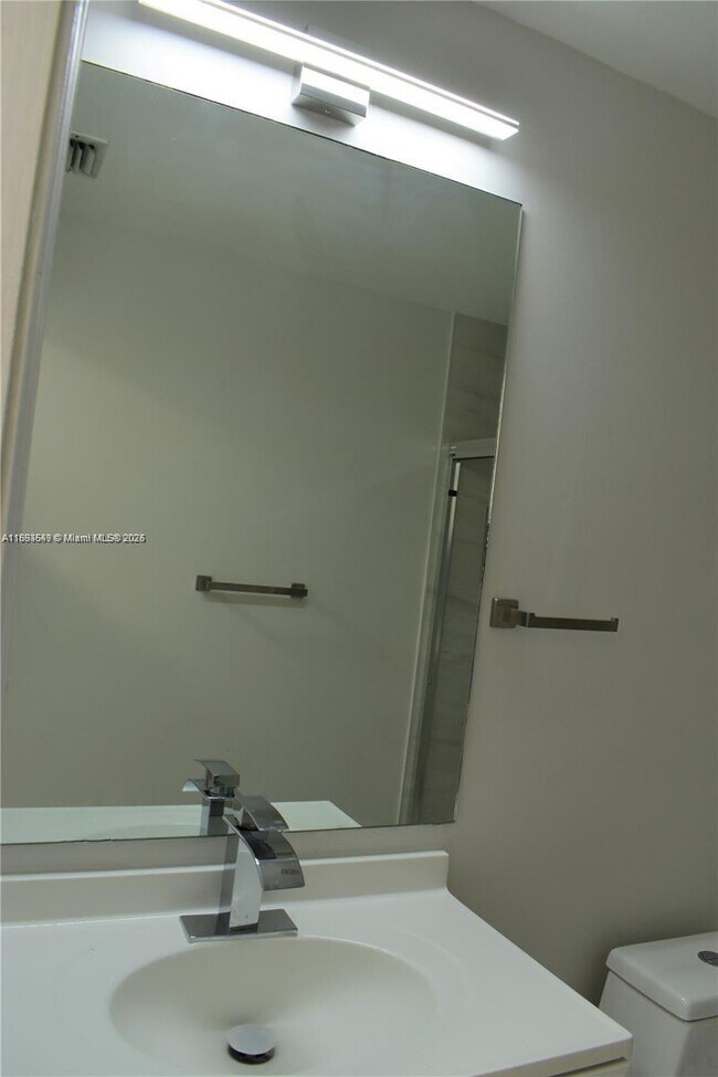 Building Photo - 6540 NW 114th Ave