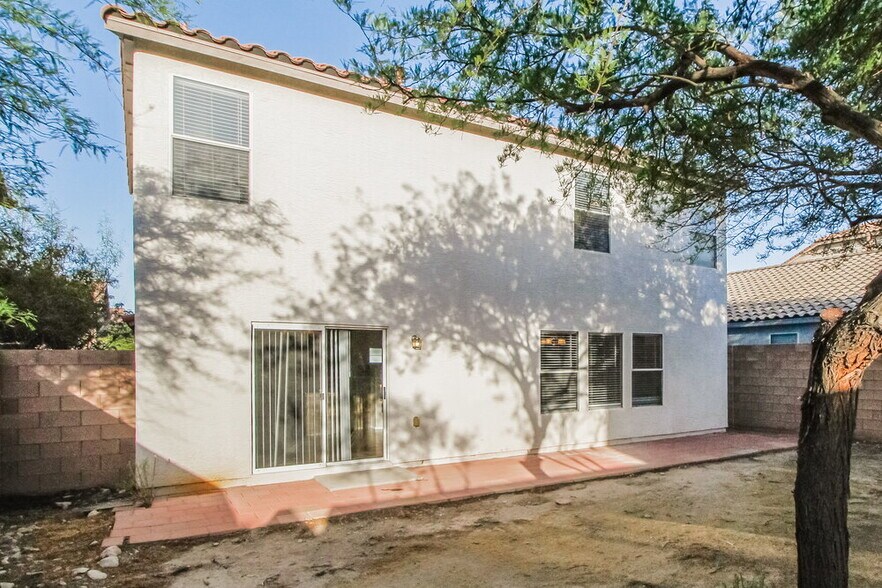Building Photo - 11663 Rossovino St