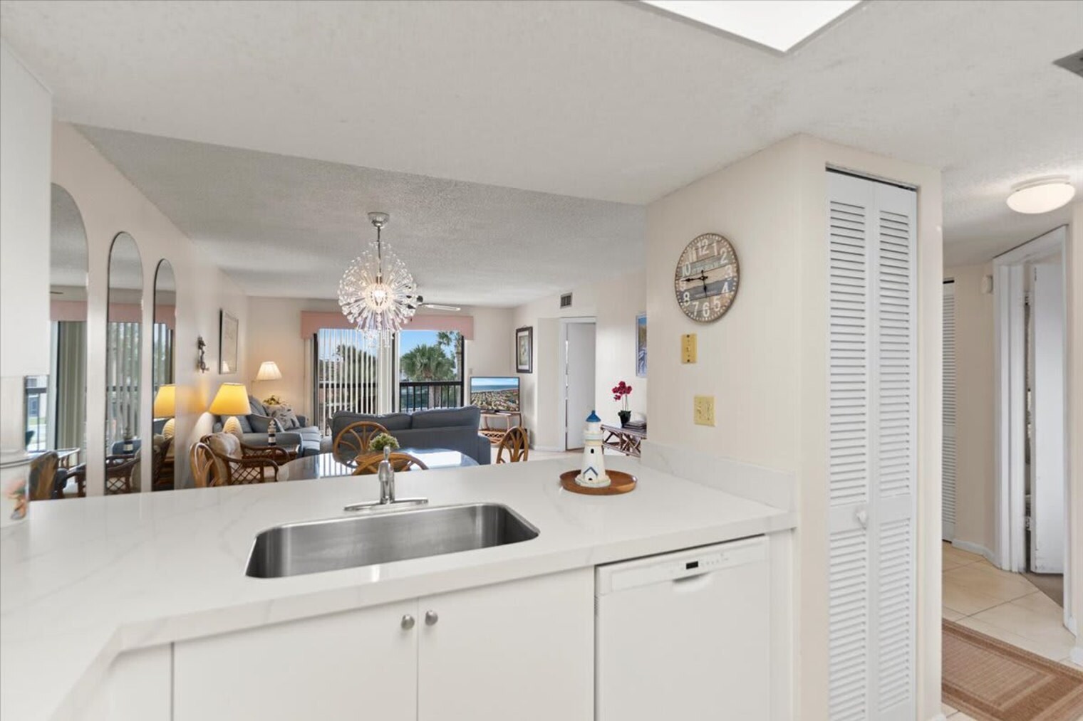 Building Photo - 4250 A1A S
