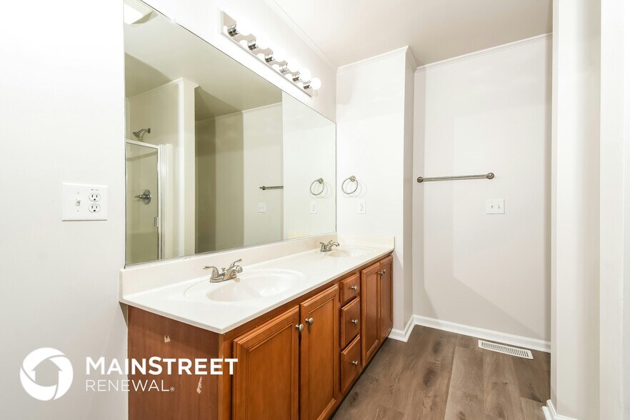 Building Photo - 5934 Bluestem Cir