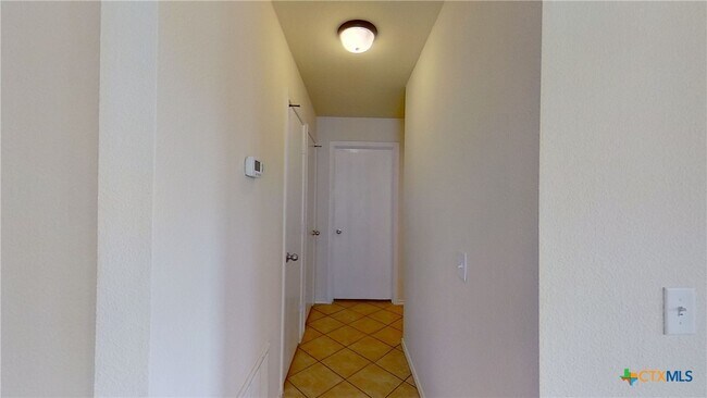 Building Photo - 105 Fishbaugh Ln