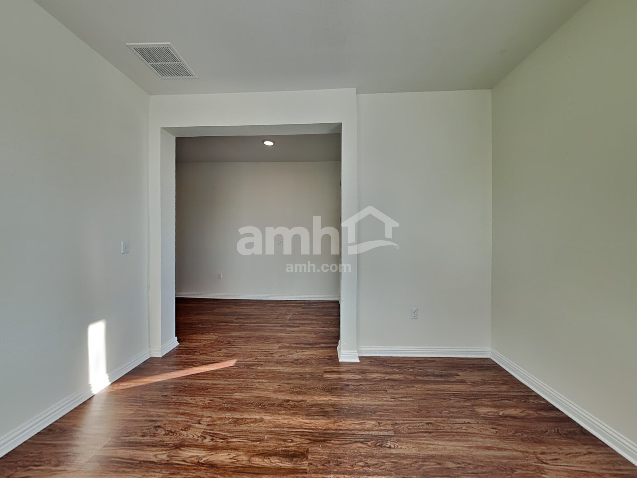 Building Photo - 5813 Monmarte Cove