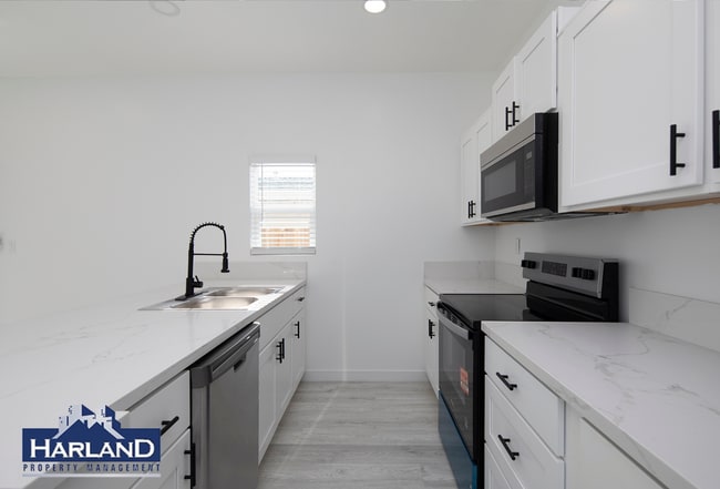 Building Photo - 3312 Idlewild Way