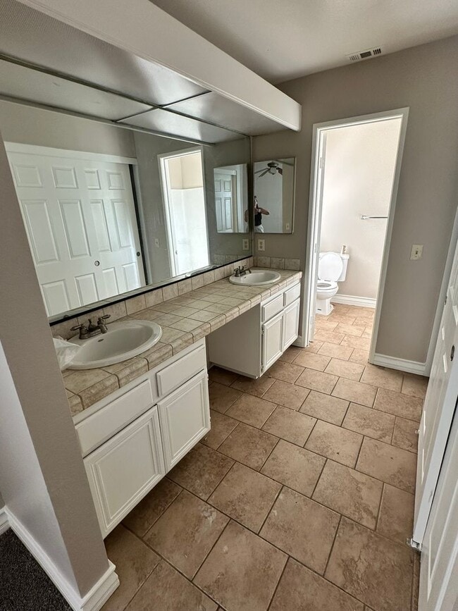 Building Photo - Hyacinth Ln - BEAUTIFUL Sunnymead Ranch Ho...