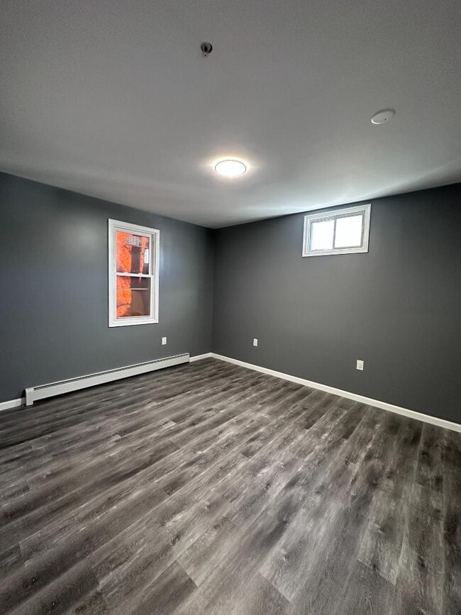 Building Photo - 153 Vine St