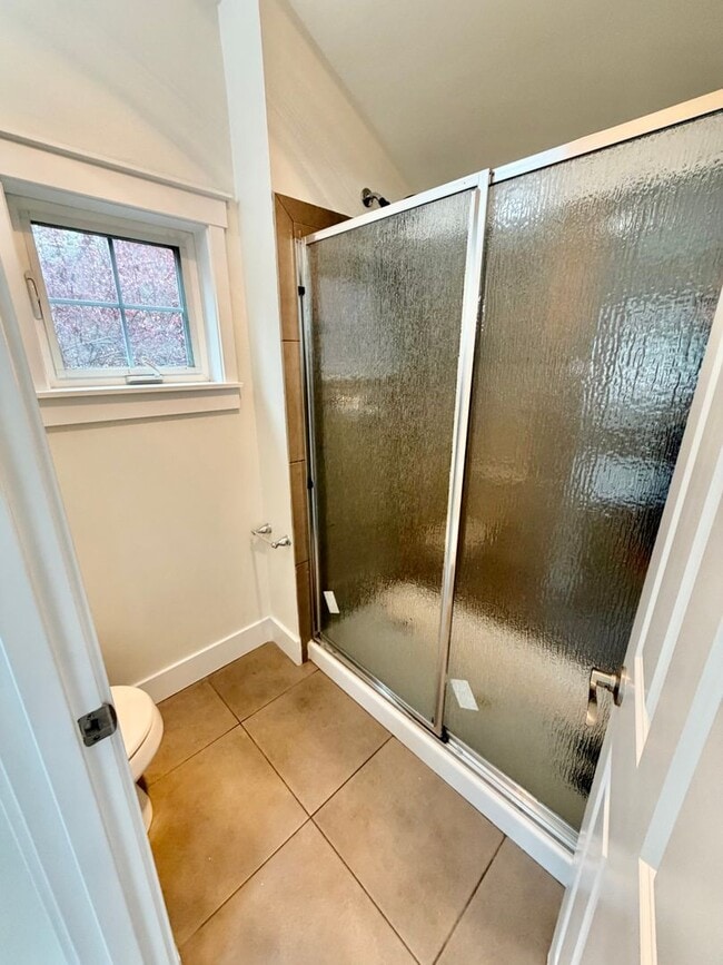 Building Photo - Urban Madison Valley three-bedroom townhome for $3895! Available now!