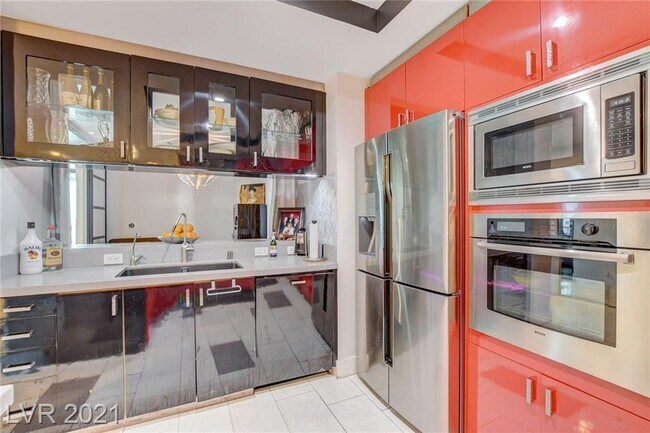 Kitchen - 2700 Las Vegas Blvd S