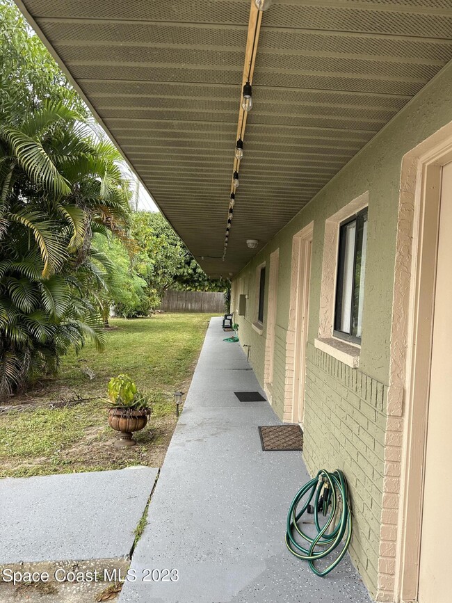 Building Photo - 2390 N Tropical Trail