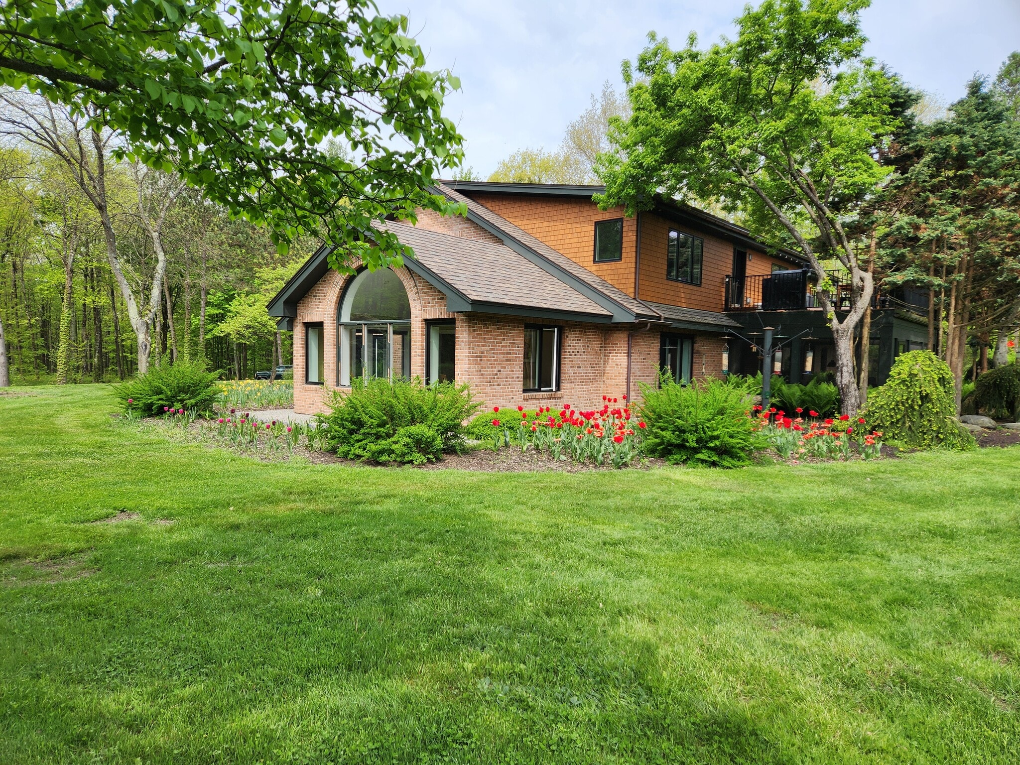 Exterior sideview - 2198 Blakely Rd
