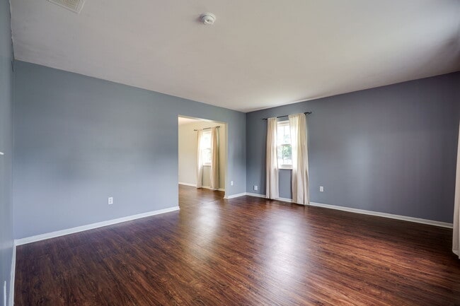 Building Photo - 4024 Quail Bush Dr