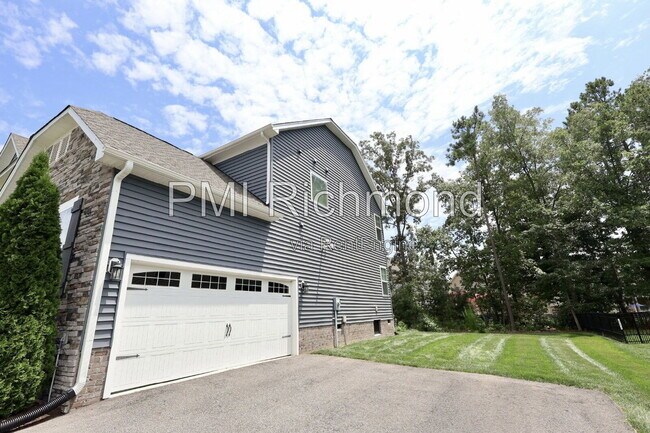 Building Photo - 15507 Morocco Ln