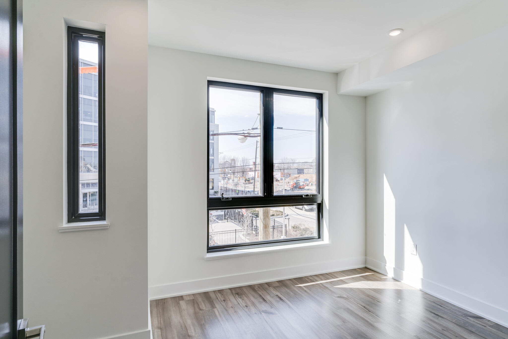 Building Photo - 2603 E Boston St