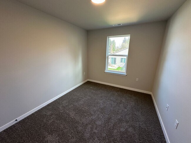 Building Photo - 1818 chipman St SE