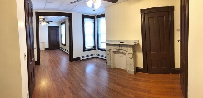 Building Photo - 212 Lexington St