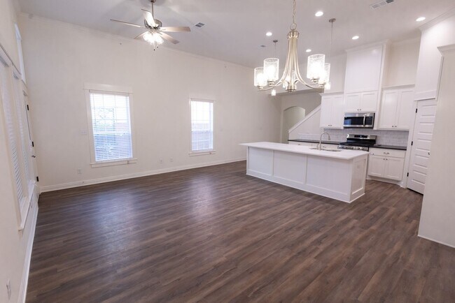 Building Photo - Brand New Townhome for Lease Available July!