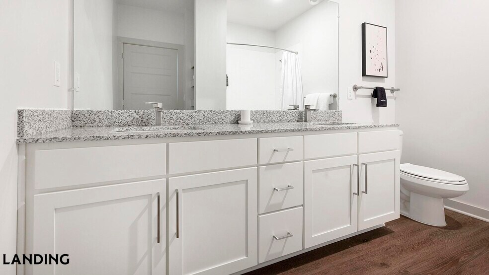 Building Photo - 340 W 25th St