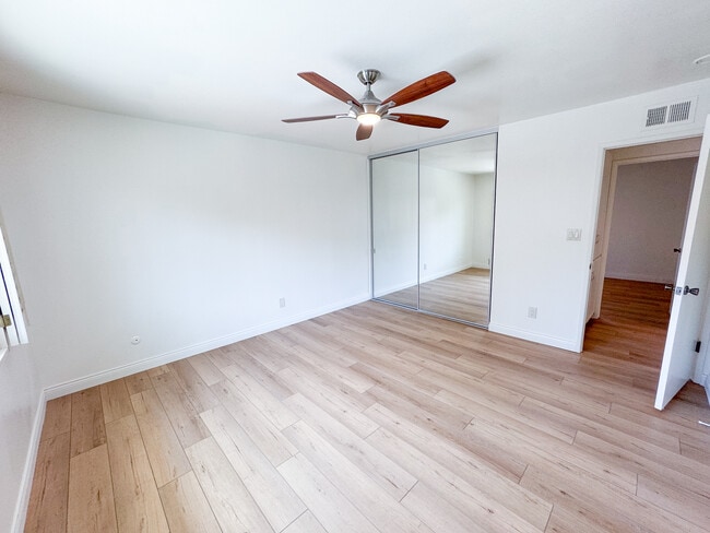 Building Photo - 2402 W 227th St