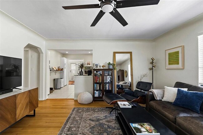 Building Photo - 4628 Dr M.L.K. Jr St N