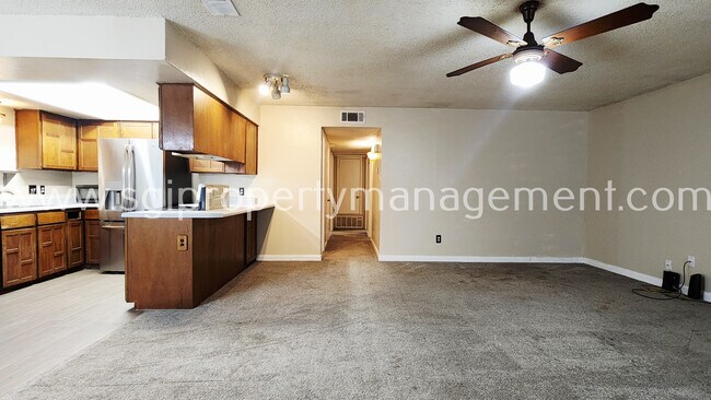 Building Photo - 3407 Durango Ln