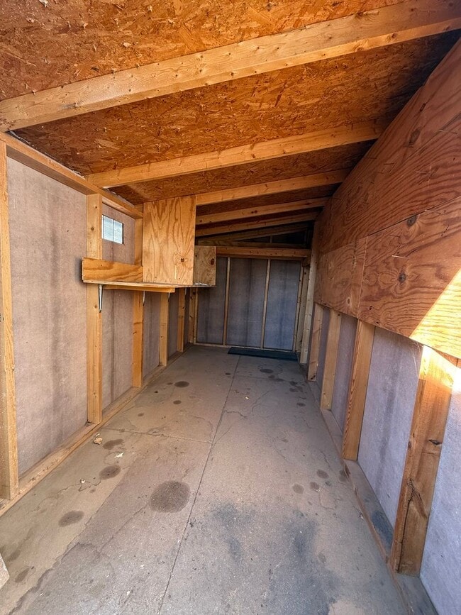 Building Photo - 4 Bed Brick Home! Zia School District! - Pets Welcome!!!