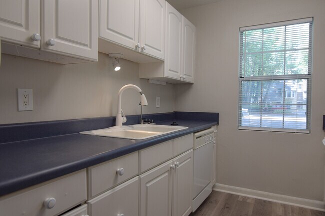 Building Photo - 7880 Champion Way