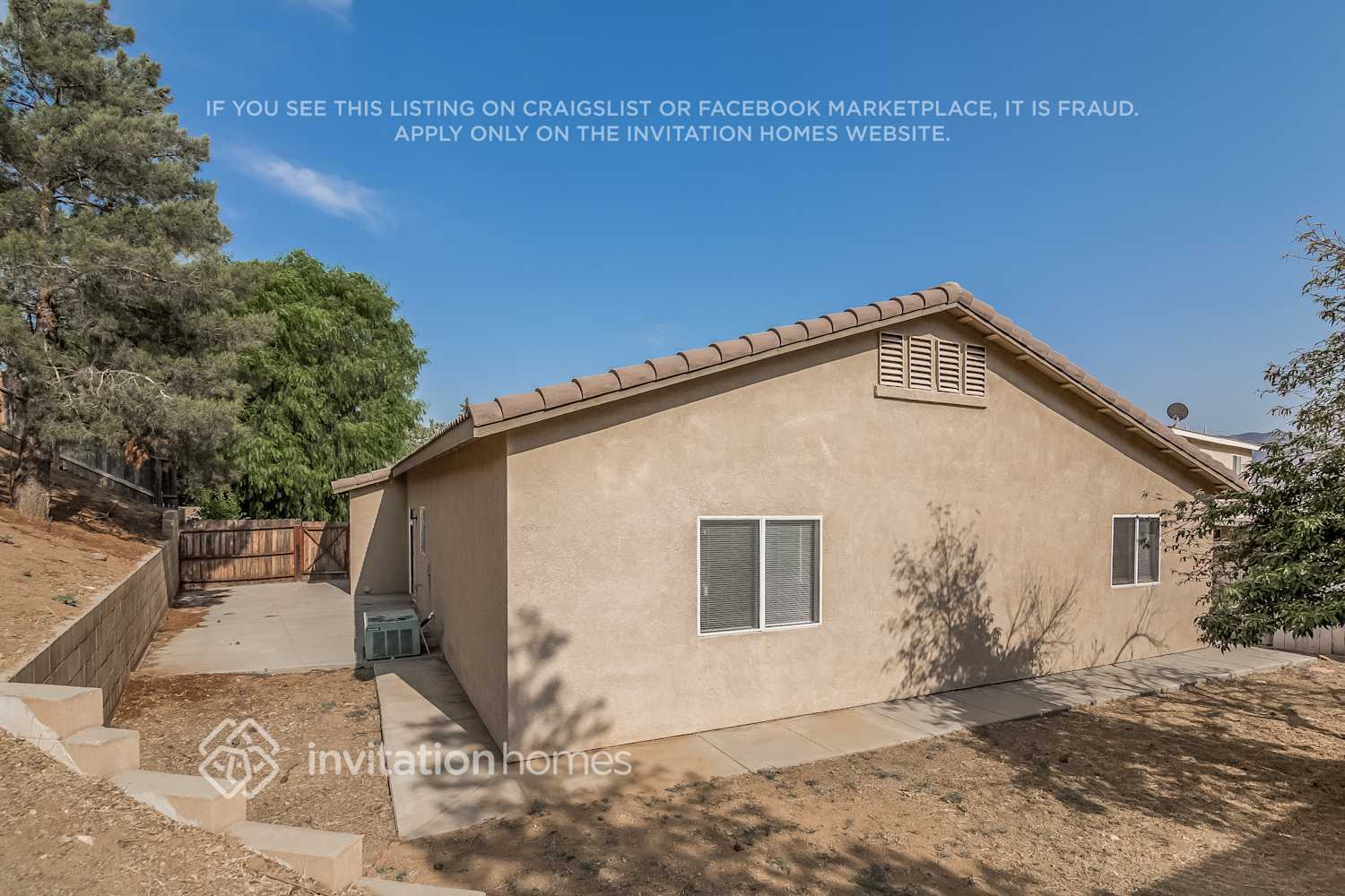 Building Photo - 973 Halfmoon Ct N