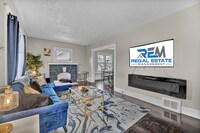 Building Photo - 2034 W 99th St