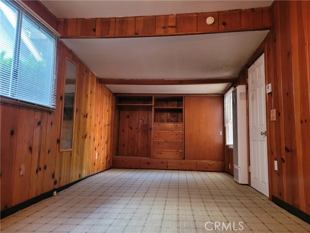 Building Photo - 319 E Commonwealth Ave