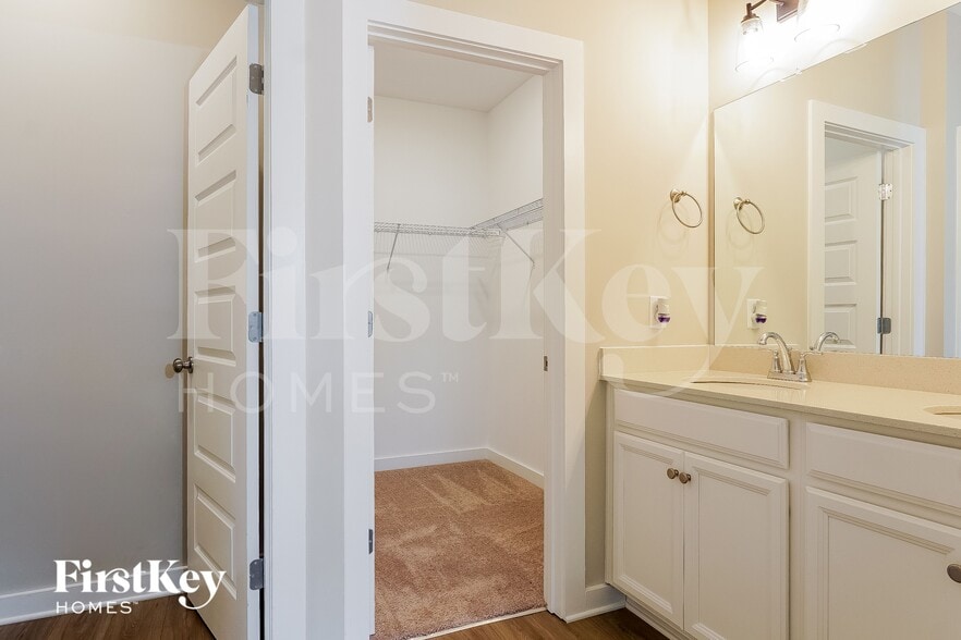 Building Photo - 110 Co Rd 1702