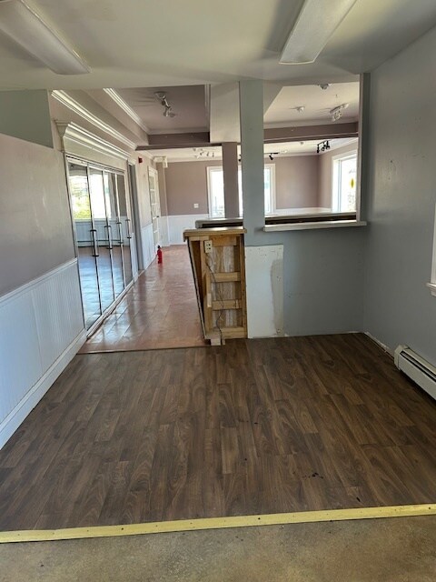 Building Photo - 345 State St