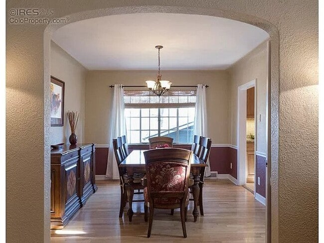 Building Photo - Stunning 4 bed, 2 bath Boulder Home Near Chautauqua! Available July 5th!