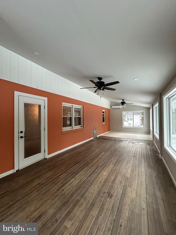 Building Photo - 214 Maryland Ave