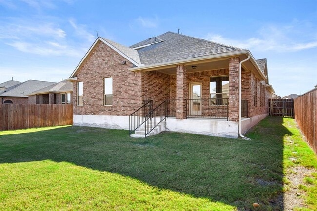 Building Photo - 16440 Pienza Dr