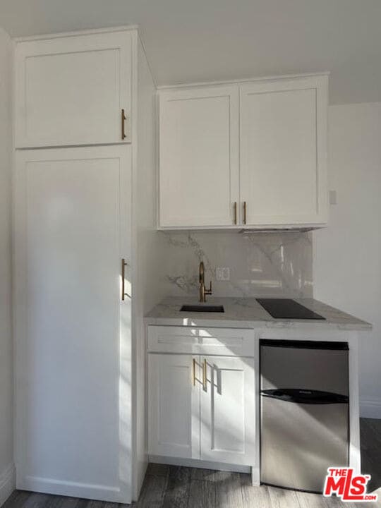 Building Photo - 1551 S Ogden Dr