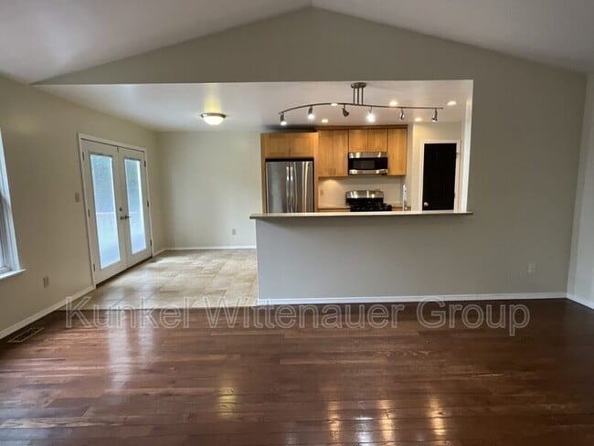 Building Photo - 2746 Brookrun Dr