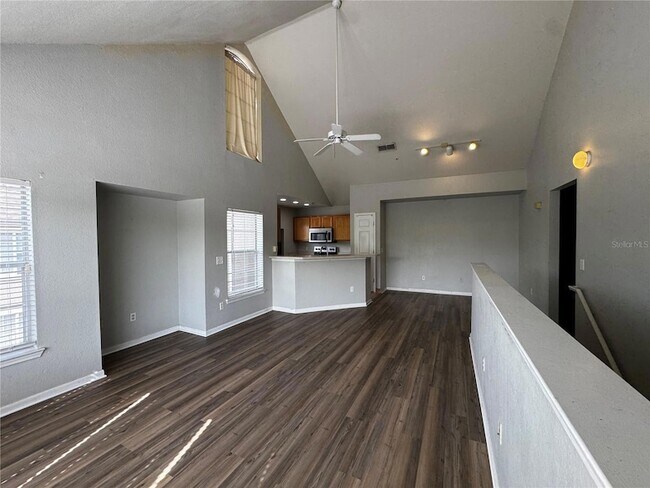 Building Photo - 9141 Lee Vista Blvd