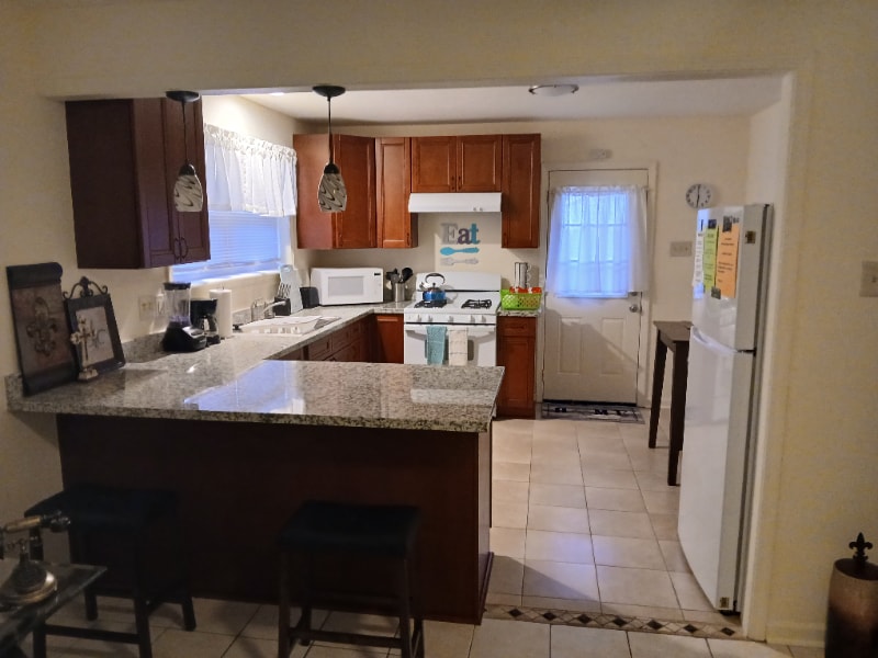 Building Photo - 3006 Panama St