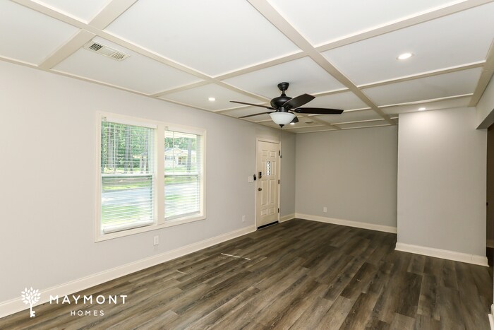 Building Photo - 6030 Stonewall Dr