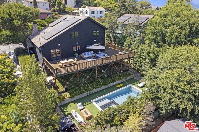 Building Photo - 2304 Vestal Ave